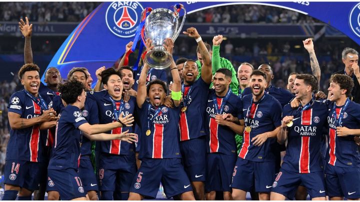 PSG Wins the Champions League Trophy